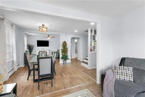 $199,900 | 2020 McKinney Road, Monroeville, PA 15146