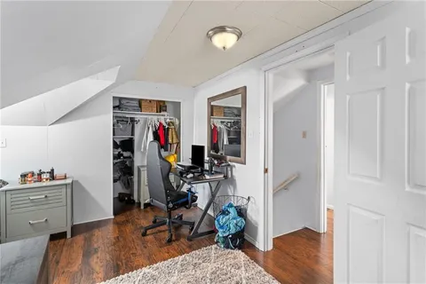 $199,900 | 2020 McKinney Road, Monroeville, PA 15146