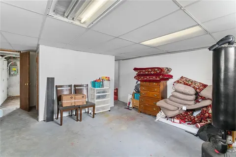 $199,900 | 2020 McKinney Road, Monroeville, PA 15146