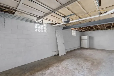 $199,900 | 2020 McKinney Road, Monroeville, PA 15146