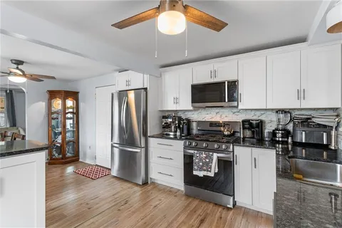 $199,900 | 2020 McKinney Road, Monroeville, PA 15146