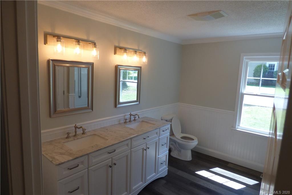 809 Alexander Street Lincolnton, NC 28092 - Photo 11 of 33
