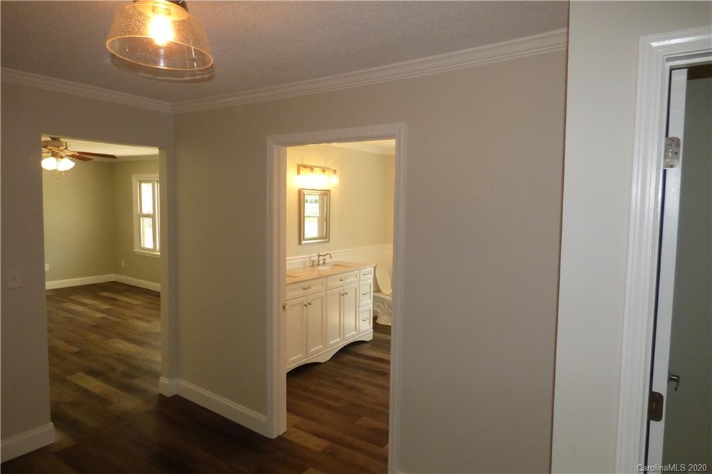 809 Alexander Street Lincolnton, NC 28092 - Photo 10 of 33
