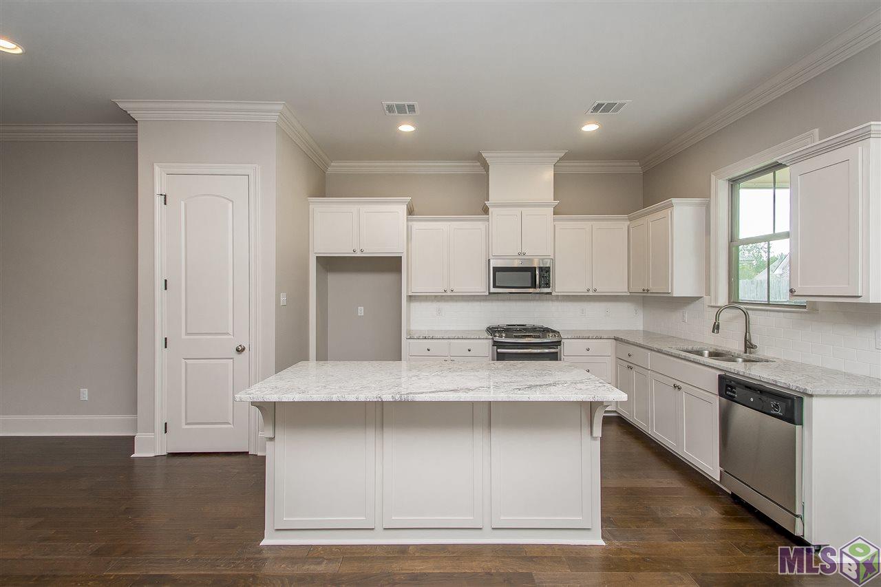 3244 Timber Grove Drive Baton Rouge, LA 70816 - Photo 11 of 35 Gallery Image 11