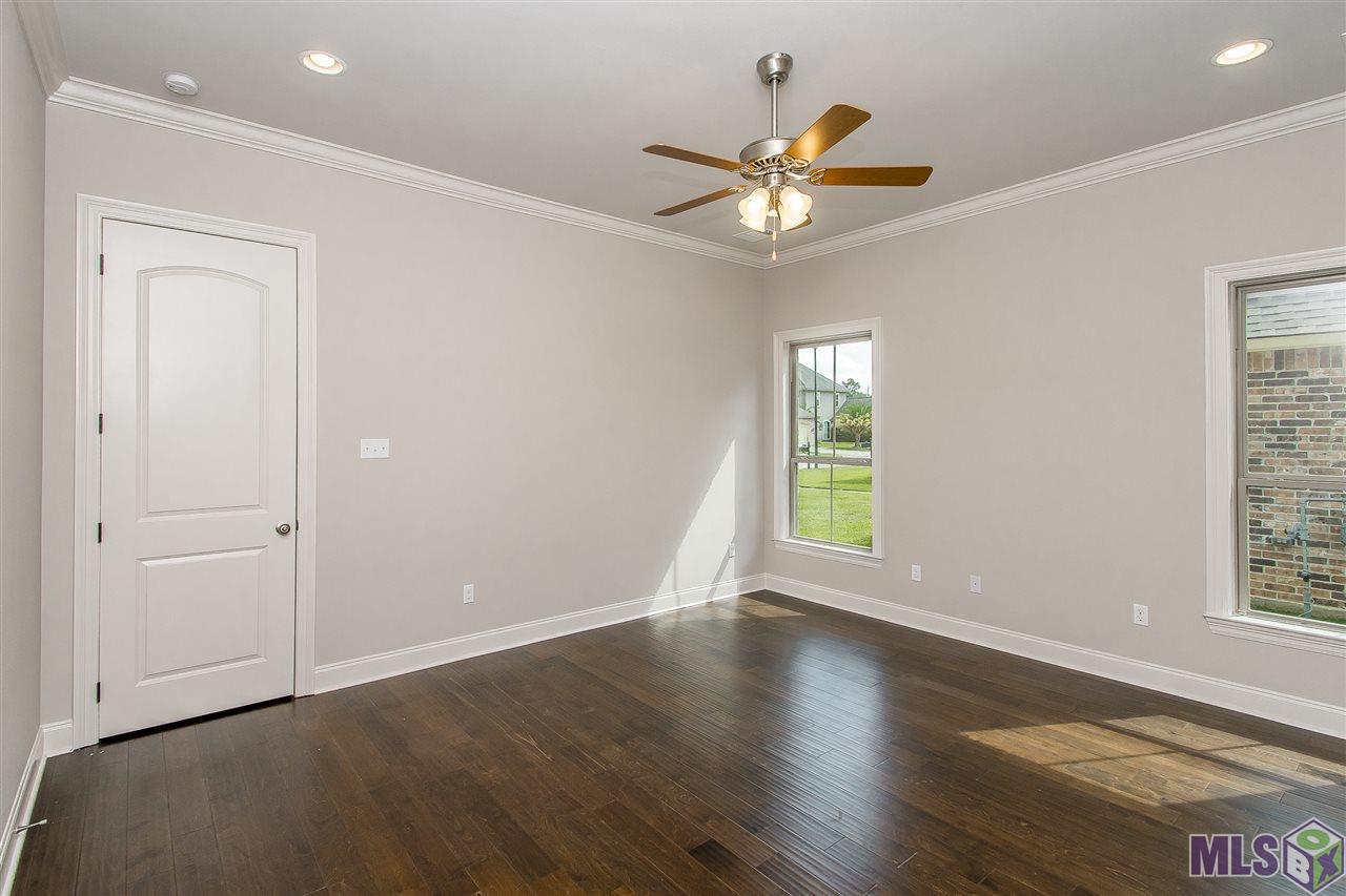3244 Timber Grove Drive Baton Rouge, LA 70816 - Photo 19 of 35 master