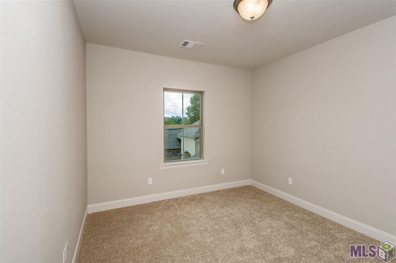 3244 Timber Grove Drive Baton Rouge, LA 70816 - Photo 32 of 35 upstairs Bedroom