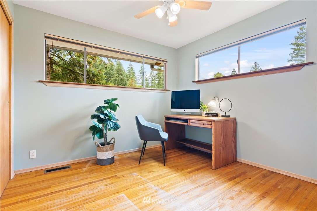16436 Southeast 135th Street Renton, WA 98059 - Photo 18 of 38 Gallery Image 18