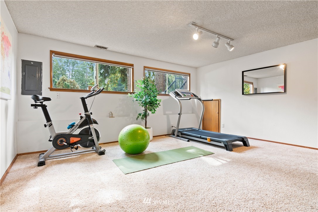16436 Southeast 135th Street Renton, WA 98059 - Photo 22 of 38 Gallery Image 22