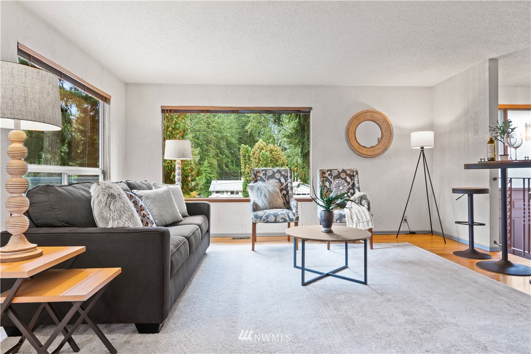 16436 Southeast 135th Street Renton, WA 98059 - Photo 6 of 38 Gallery Image 6