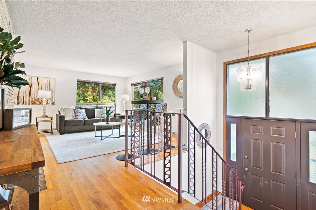 16436 Southeast 135th Street Renton, WA 98059 - Photo 10 of 38 Gallery Image 10