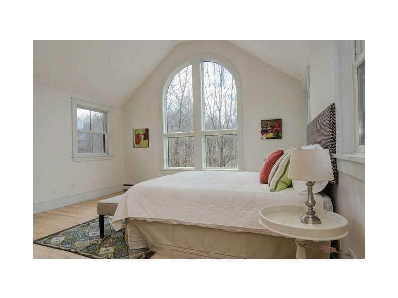 31 Leighton Road Pownal, ME 04069 - Photo 11 of 35 Master Bedroom.