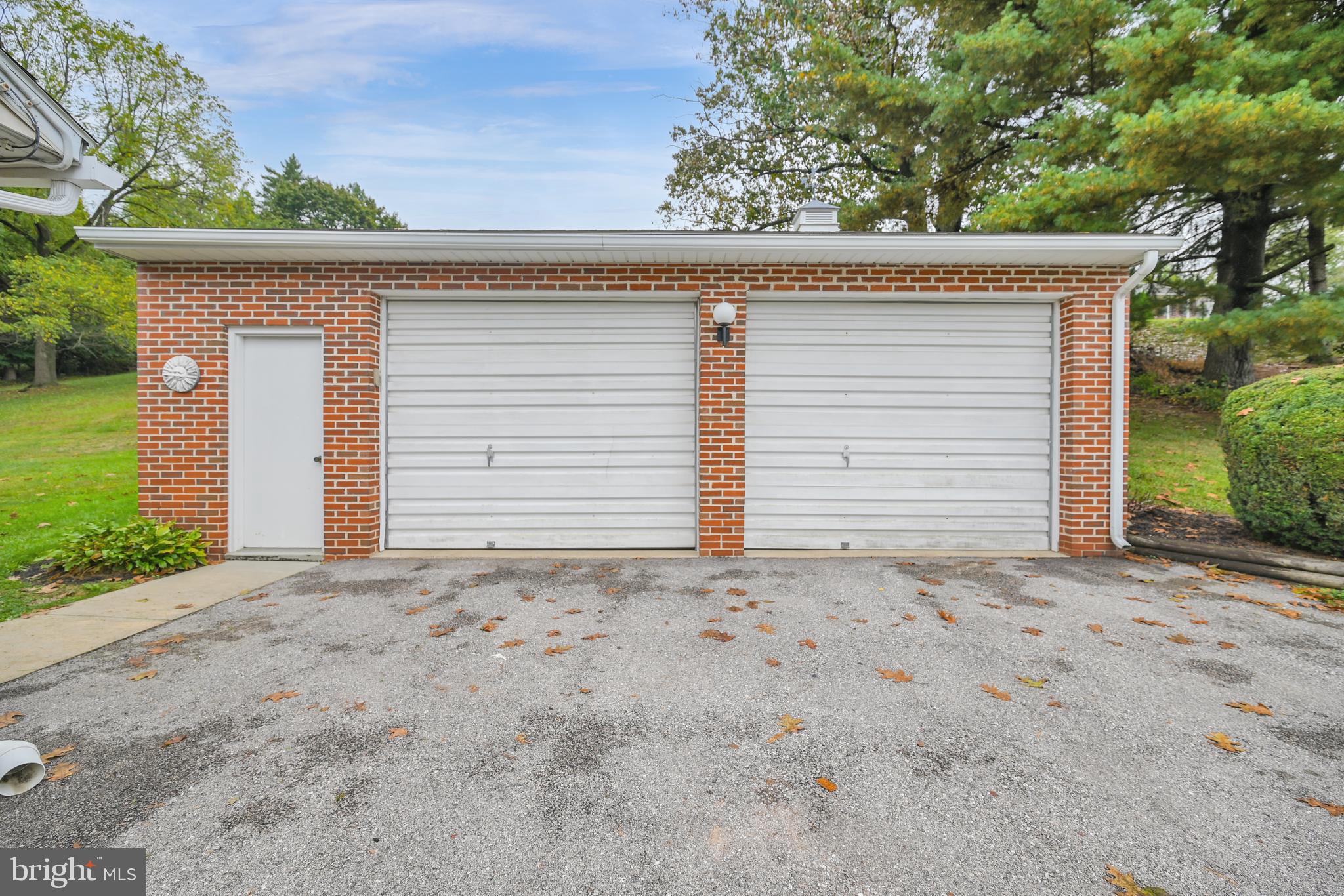 2365 Springwood Road York, PA 17402 - Photo 29 of 33 Gallery Image 29