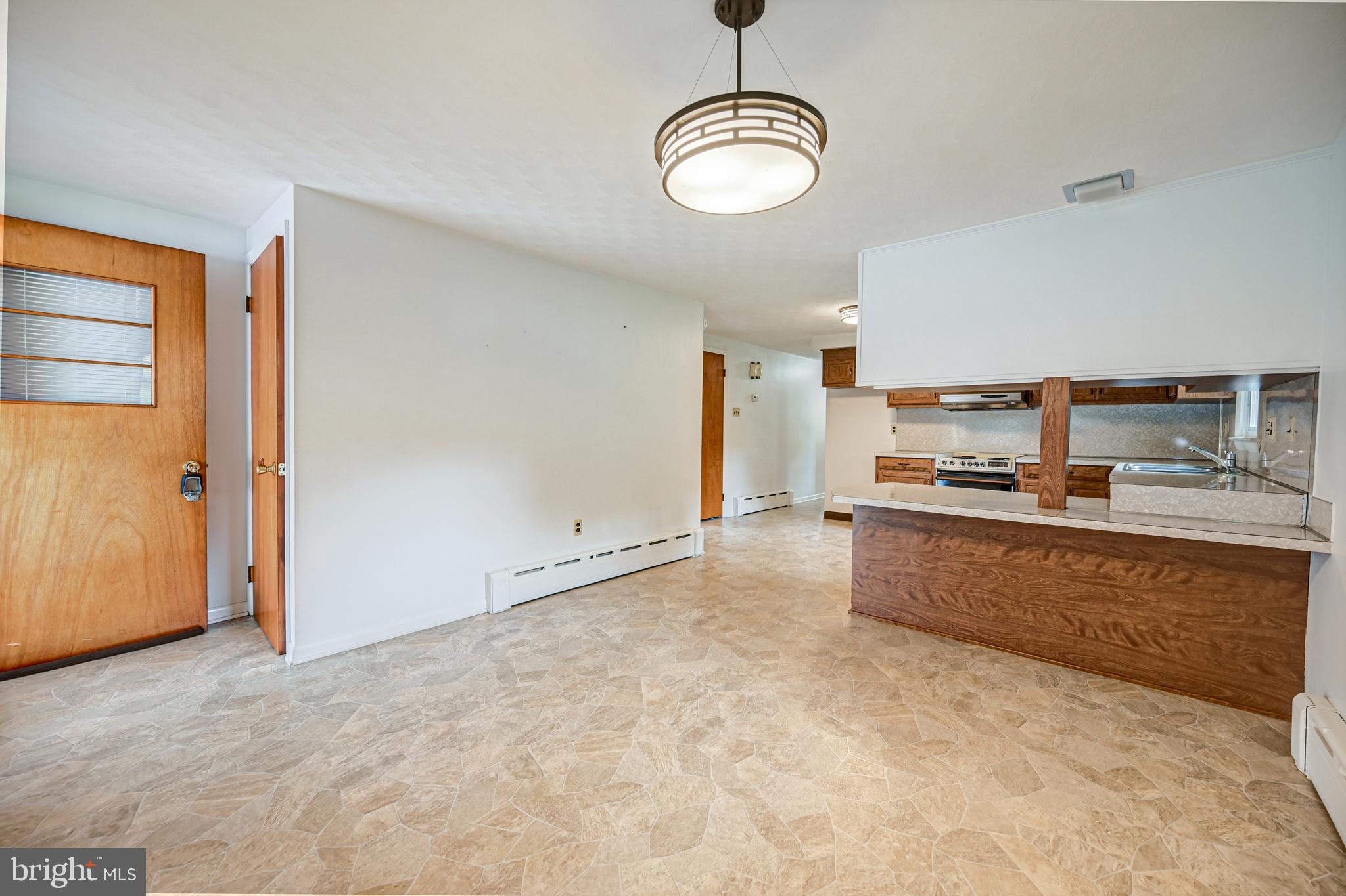 2365 Springwood Road York, PA 17402 - Photo 6 of 33 Gallery Image 6