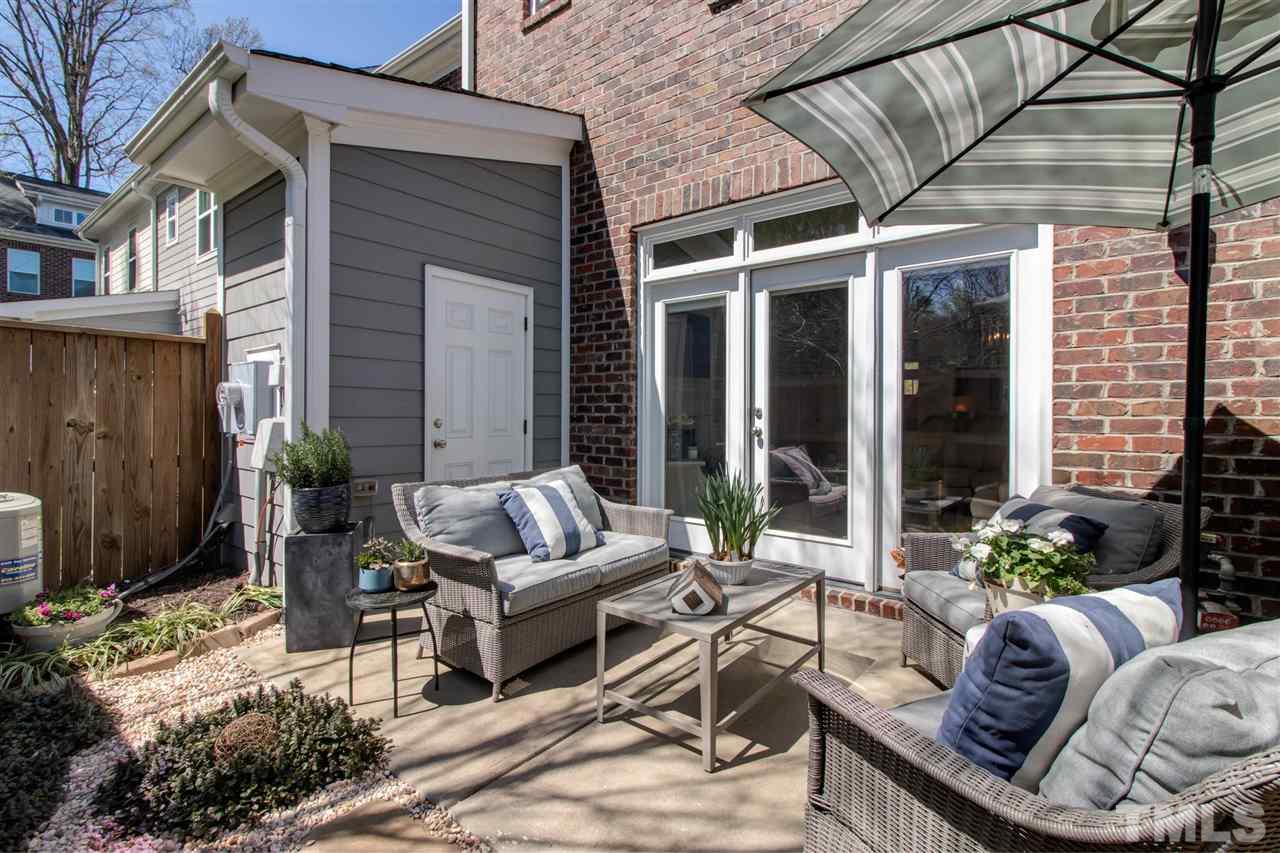 528 Ledbetter Court Raleigh, NC 27608 - Photo 16 of 26