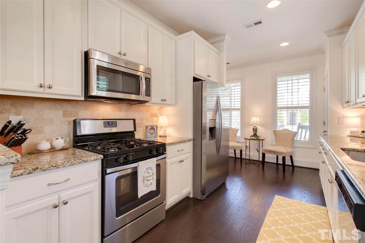 528 Ledbetter Court Raleigh, NC 27608 - Photo 6 of 26