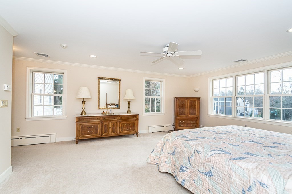 17 Hollywood Road Winchester, MA 01890 - Photo 16 of 36