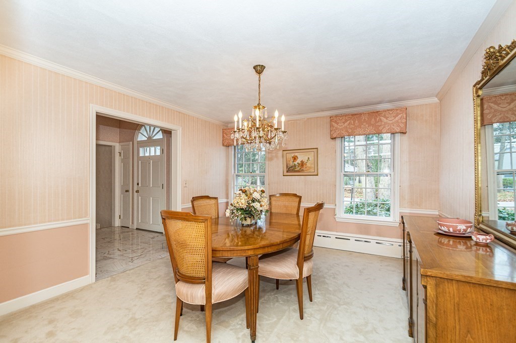17 Hollywood Road Winchester, MA 01890 - Photo 5 of 36