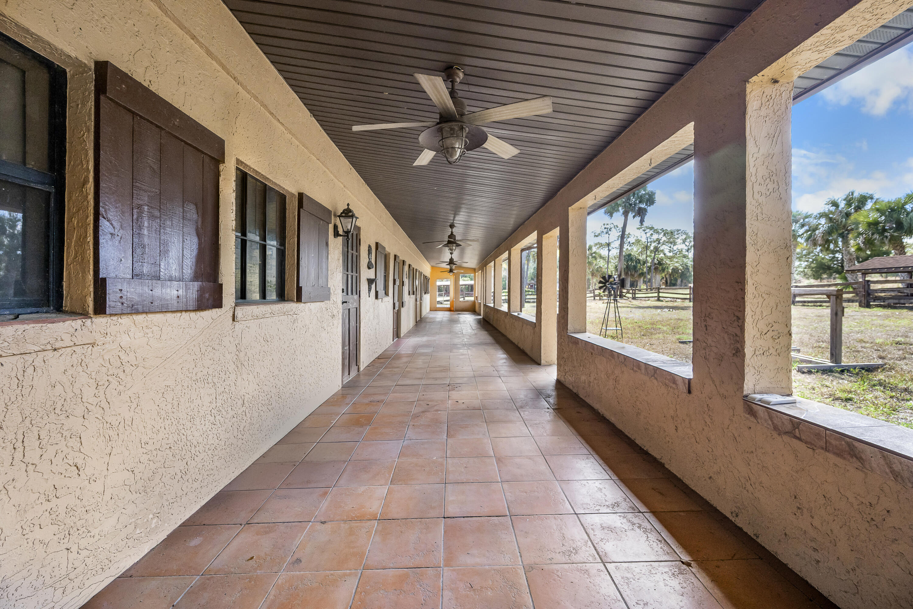 10800 Carlton Road Fort Pierce, FL 34987 - Photo 4 of 29 TR10800CLEAN-9