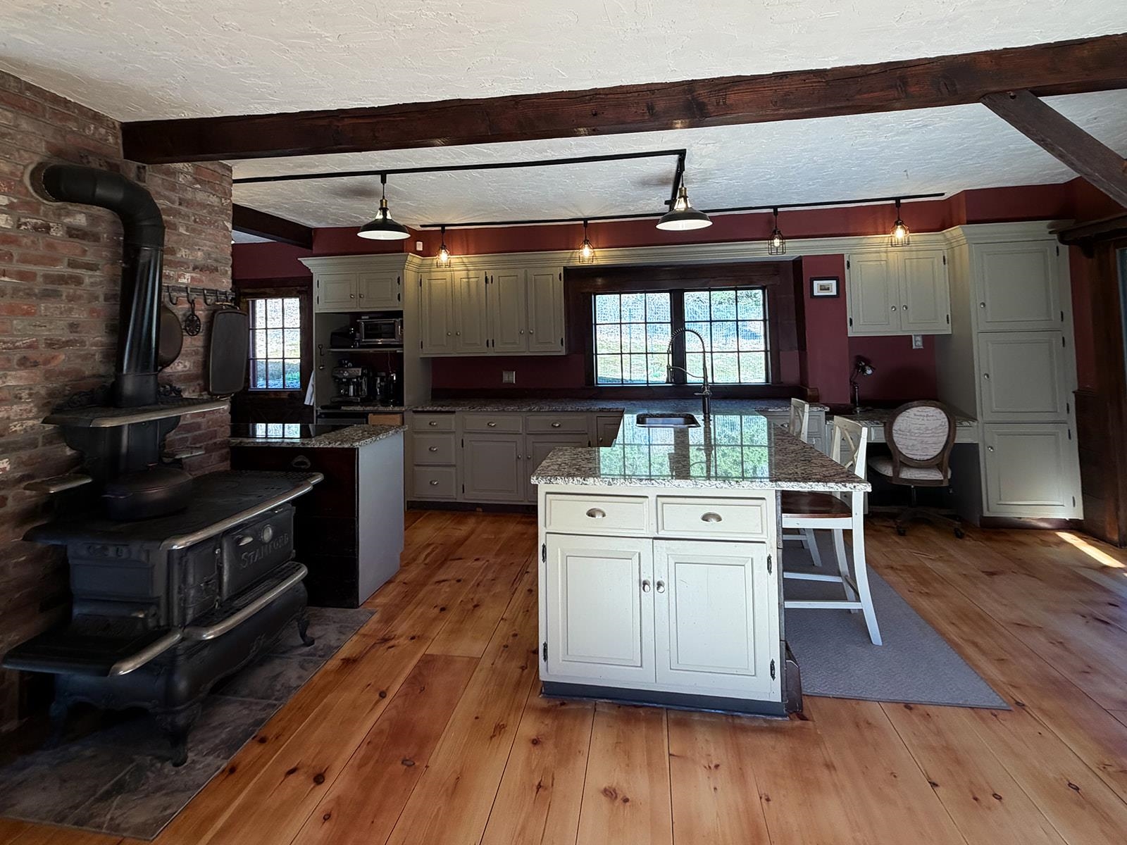 11 Porter Hill Road New Ipswich, NH 03071 - Photo 13 of 46