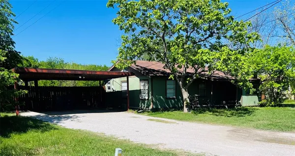 $84,000 | 1402 Avenue J, Cisco, TX 76437