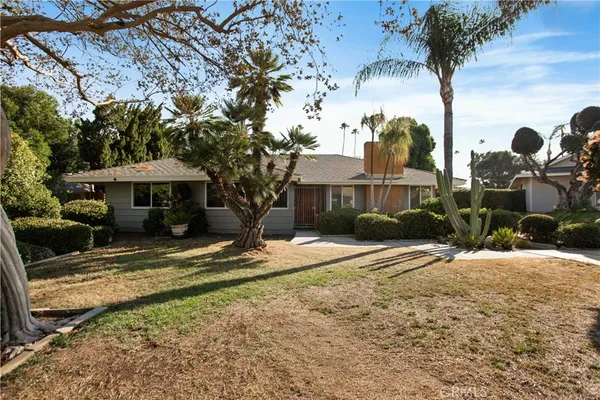 $799,999 | 1185 La Subida Court, Riverside, CA 92507