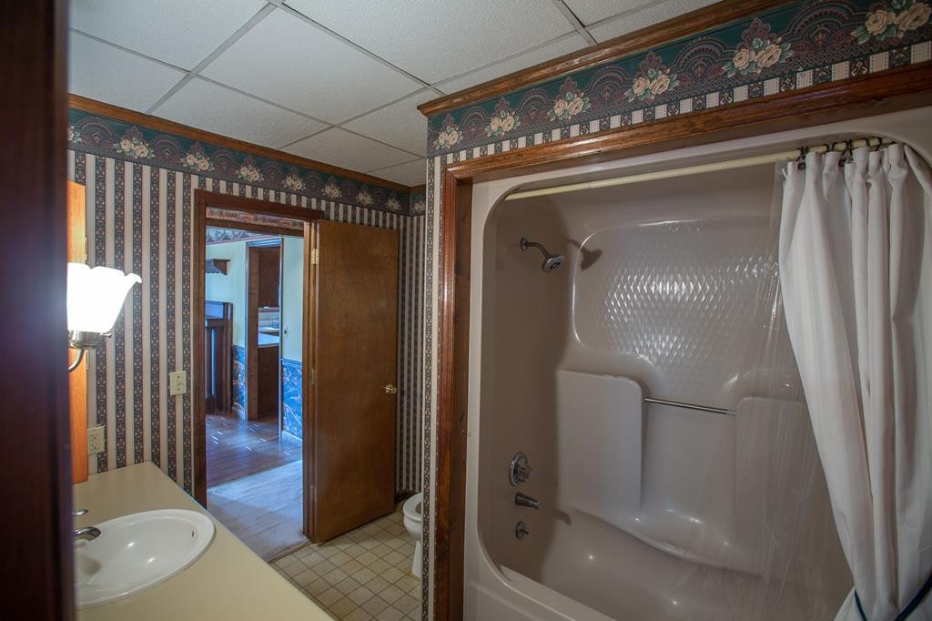 262 County Road 67 Riceville, TN 37370 - Photo 32 of 39 Gallery Image 32