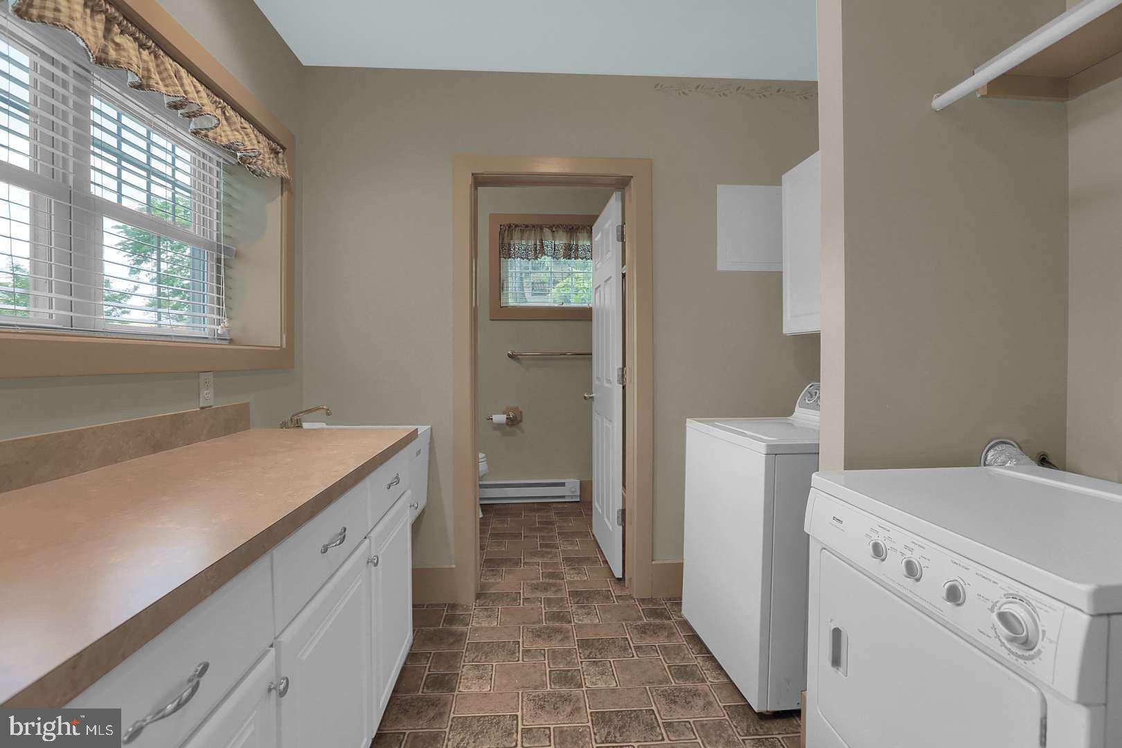 1358 West Trindle Road Carlisle, PA 17015 - Photo 13 of 25 Gallery Image 13