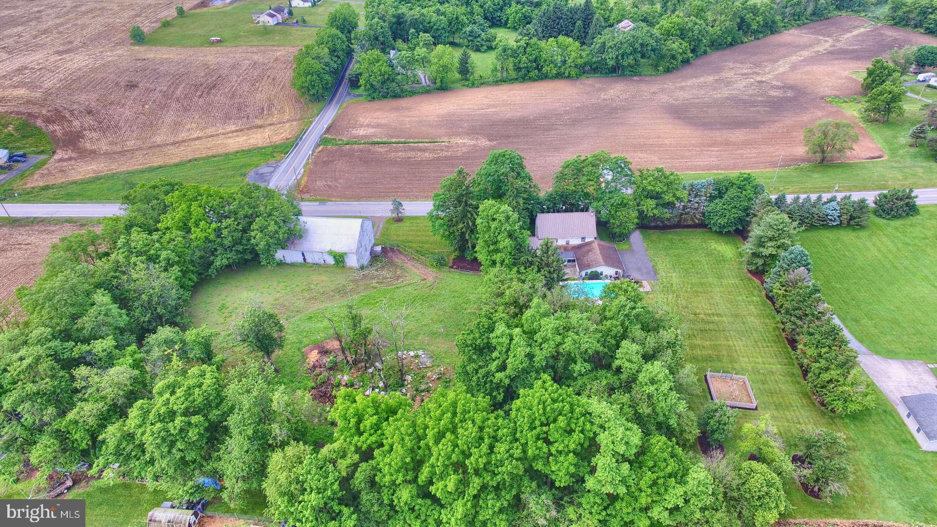 1358 West Trindle Road Carlisle, PA 17015 - Photo 3 of 25 Gallery Image 3