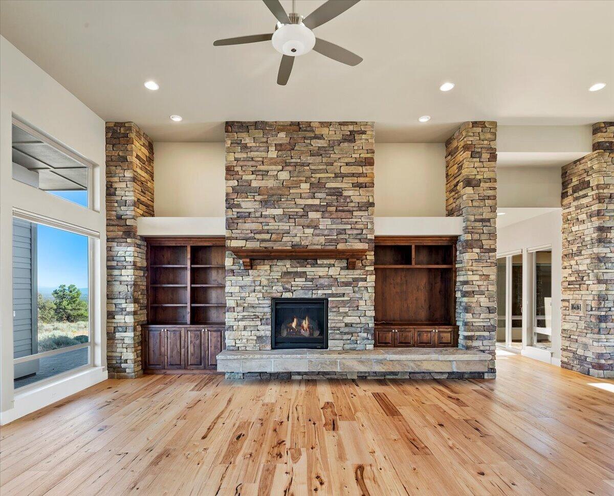 425 Scenic Ridge Court Redmond, OR 97756 - Photo 10 of 70 11-425 Scenic Ridge Ct, Redmond-11