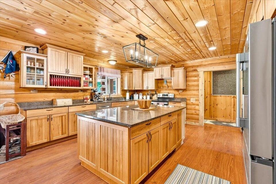 5249 Happy Hill Road Tumtum, WA 99034 - Photo 6 of 28 Gallery Image 6