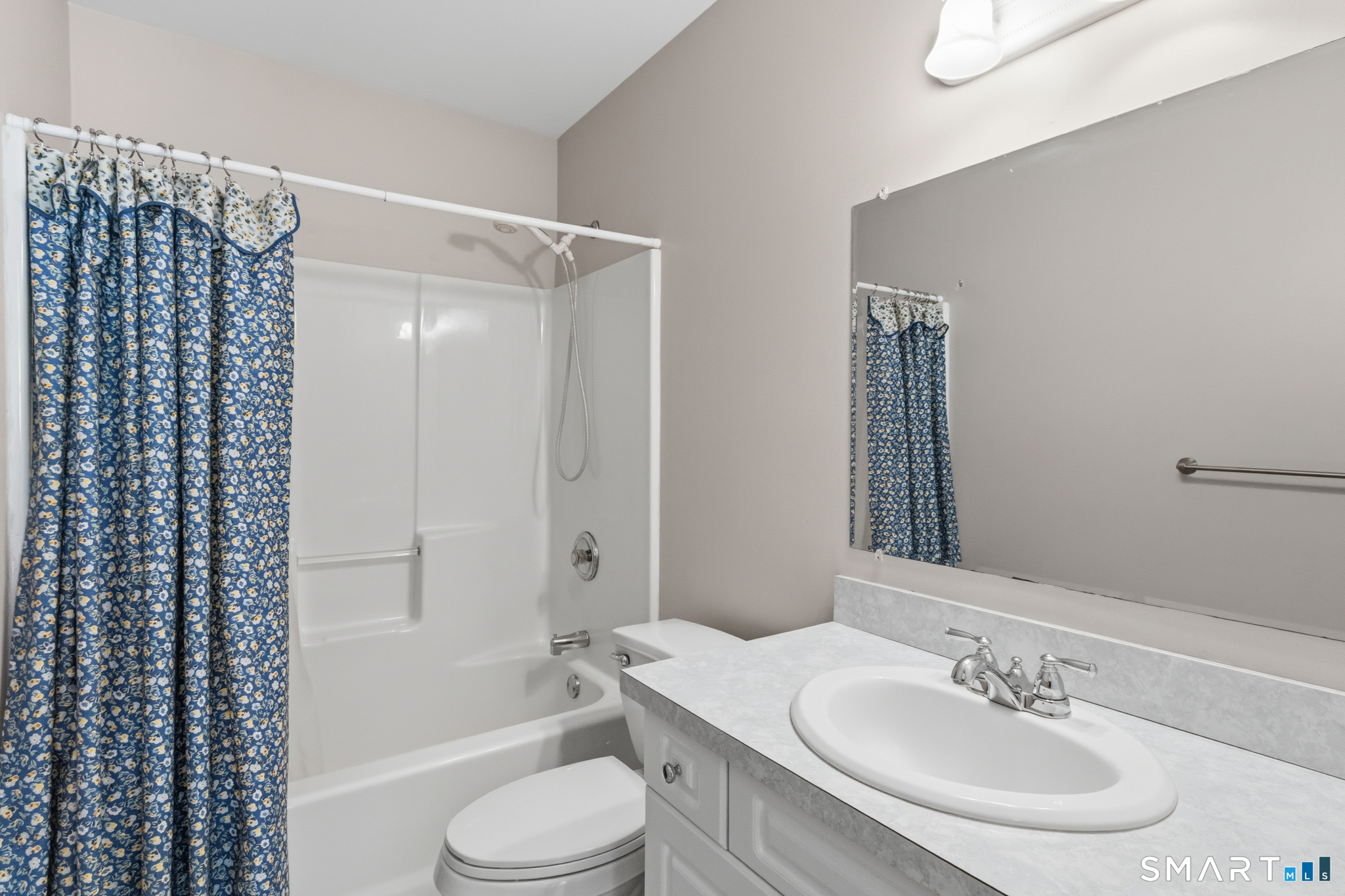 8 Brockett Road Wallingford, CT 06492 - Photo 26 of 40