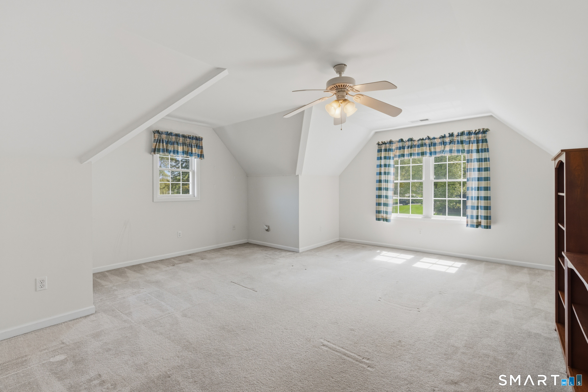 8 Brockett Road Wallingford, CT 06492 - Photo 28 of 40