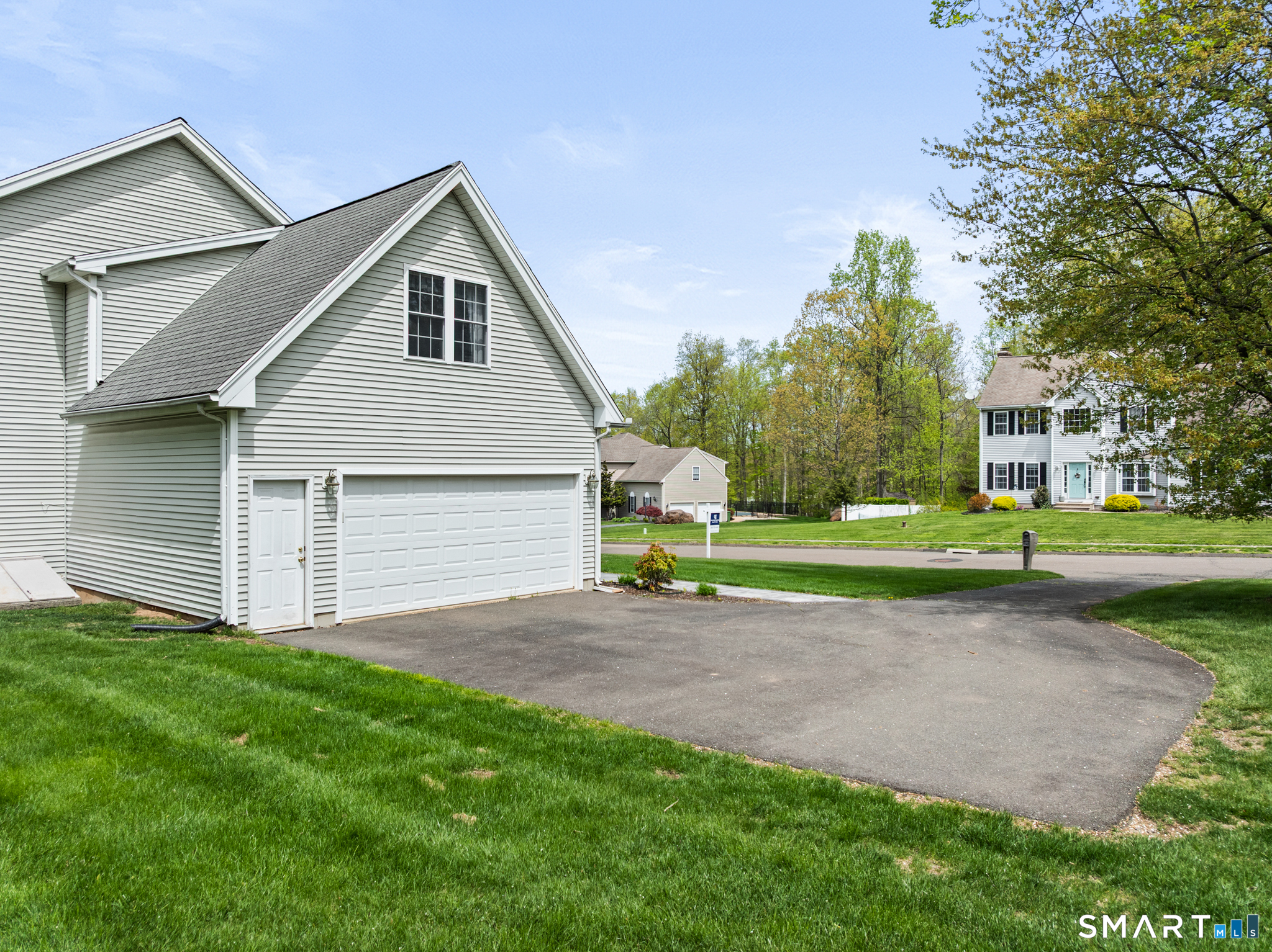8 Brockett Road Wallingford, CT 06492 - Photo 36 of 40