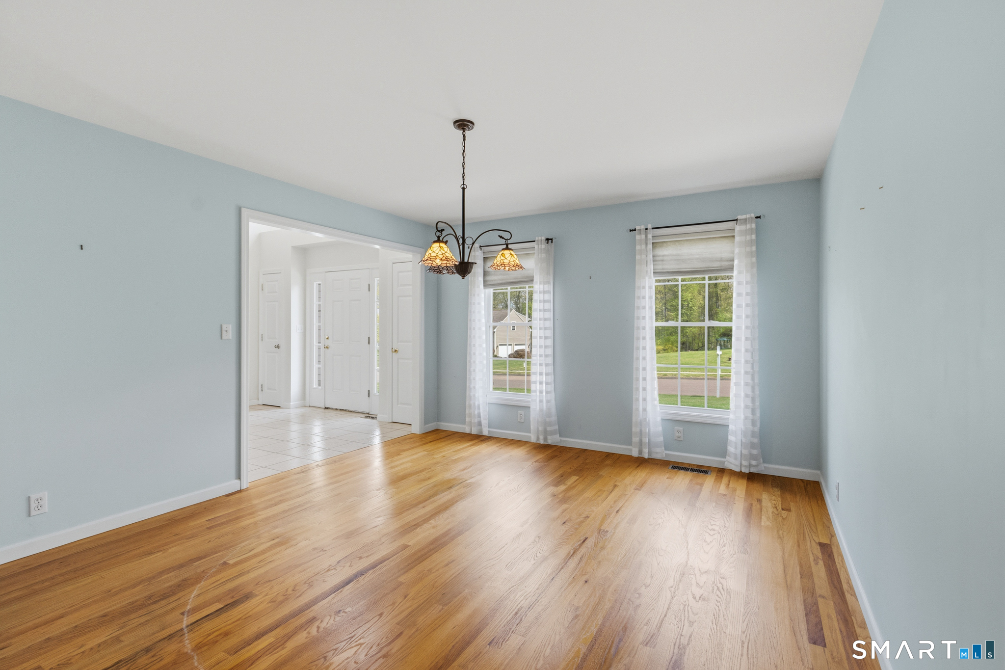 8 Brockett Road Wallingford, CT 06492 - Photo 5 of 40