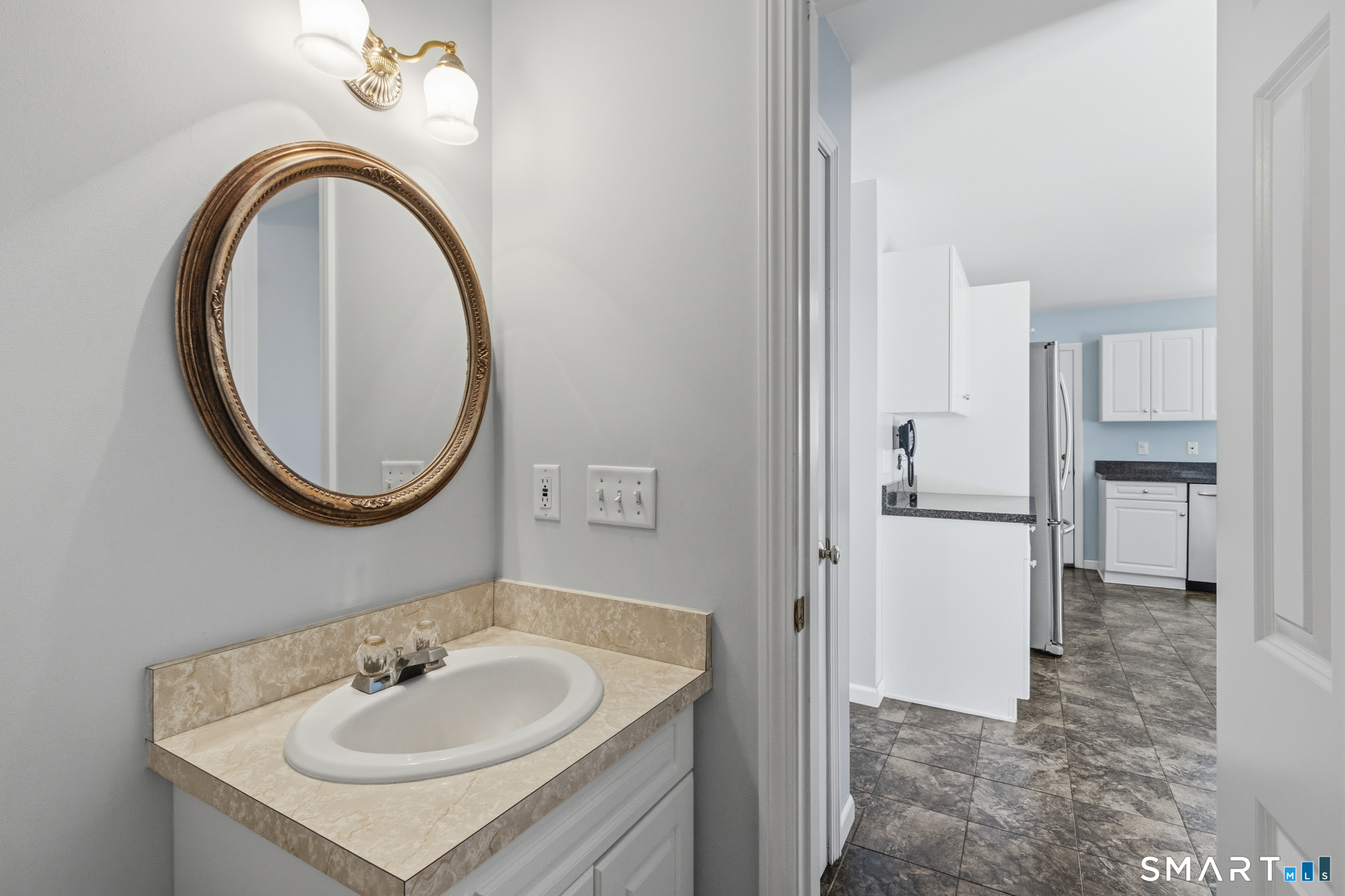 8 Brockett Road Wallingford, CT 06492 - Photo 9 of 40