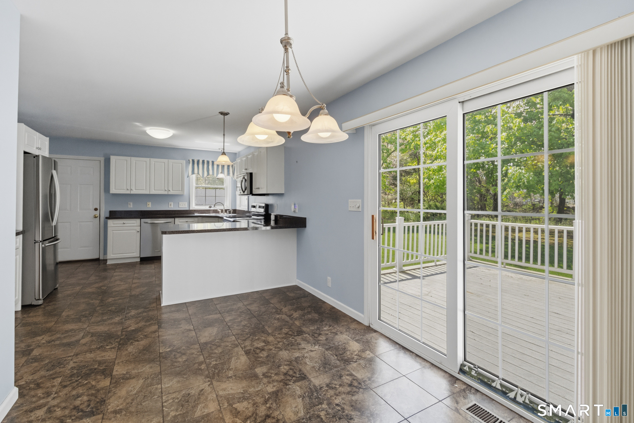 8 Brockett Road Wallingford, CT 06492 - Photo 10 of 40