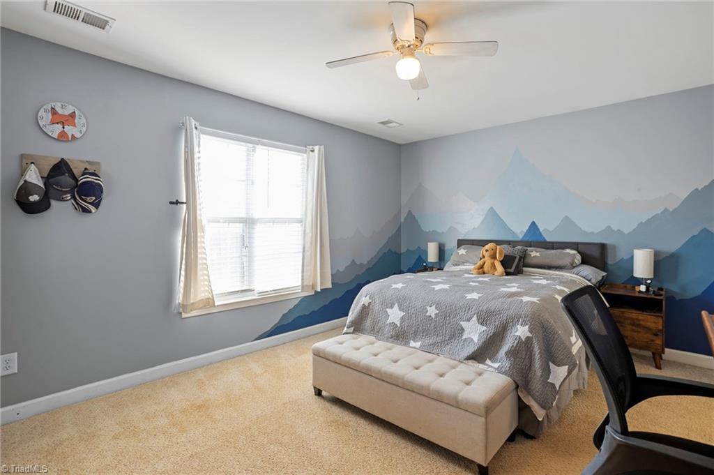 1604 Cedrow Drive High Point, NC 27260 - Photo 11 of 30