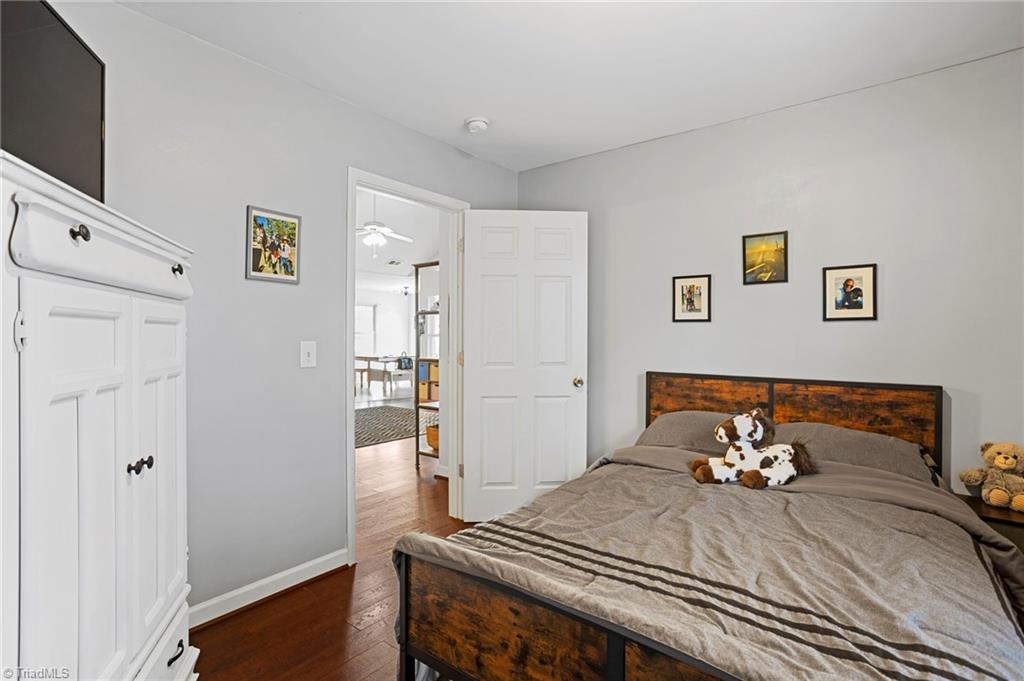 1604 Cedrow Drive High Point, NC 27260 - Photo 17 of 30