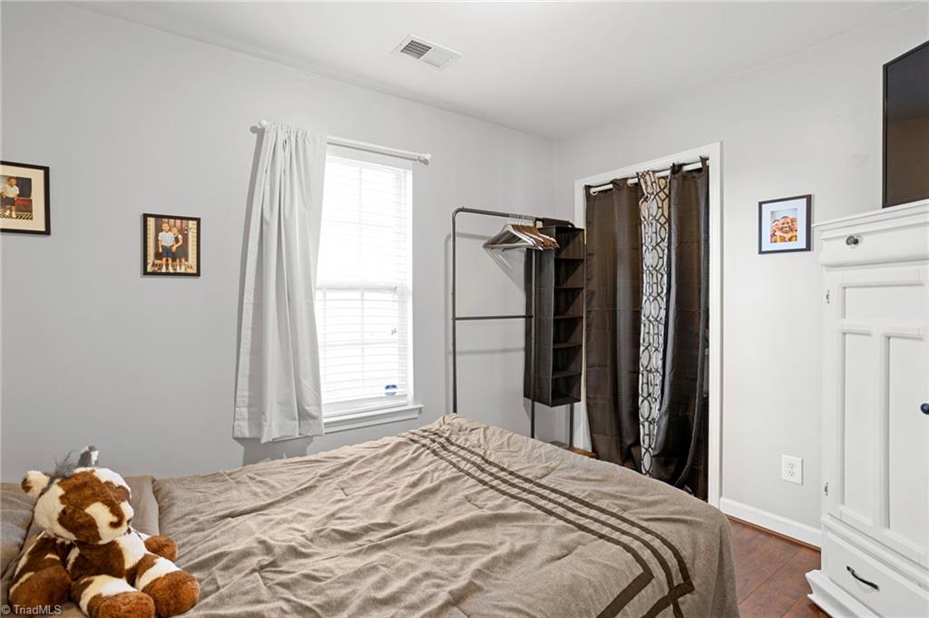 1604 Cedrow Drive High Point, NC 27260 - Photo 18 of 30