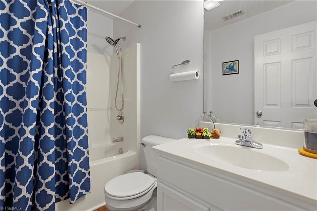 1604 Cedrow Drive High Point, NC 27260 - Photo 19 of 30