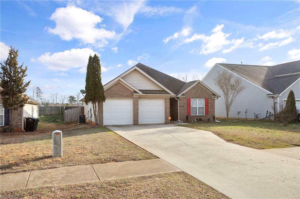 1604 Cedrow Drive High Point, NC 27260 - Photo 30 of 30