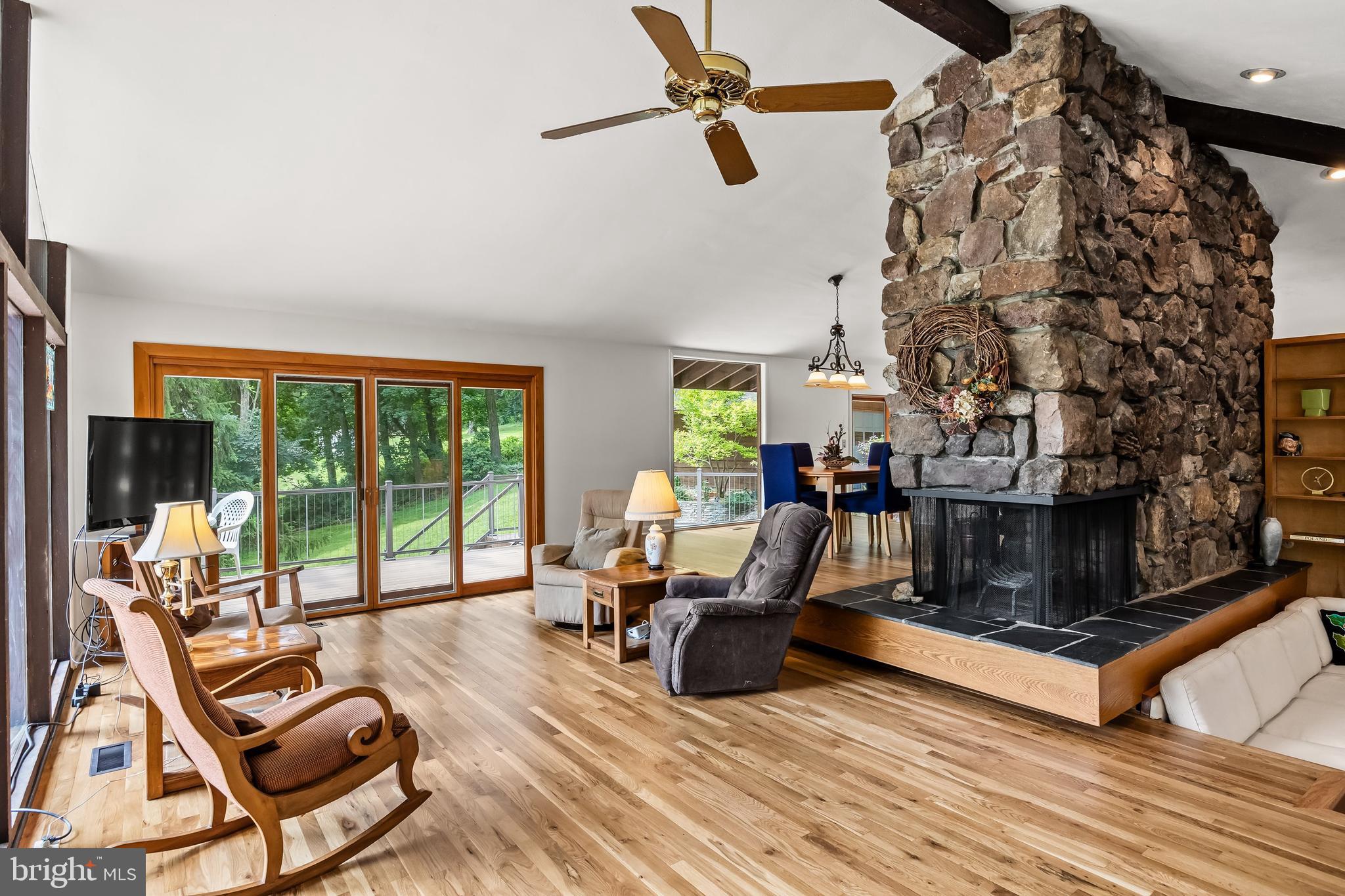 2 Mountain View Lane Phoenixville, PA 19460 - Photo 9 of 55 Original White Oak Floors