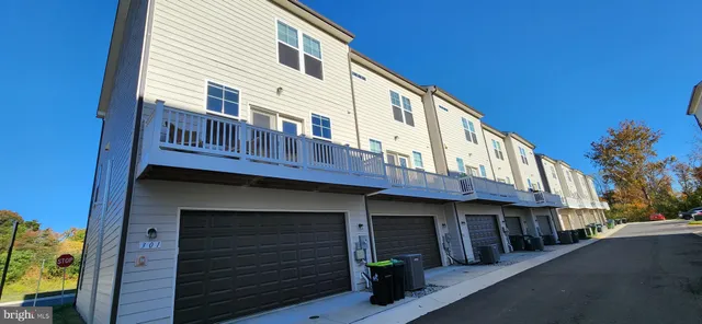 $3,400 | 301 Willis Street, Fredericksburg, VA 22401