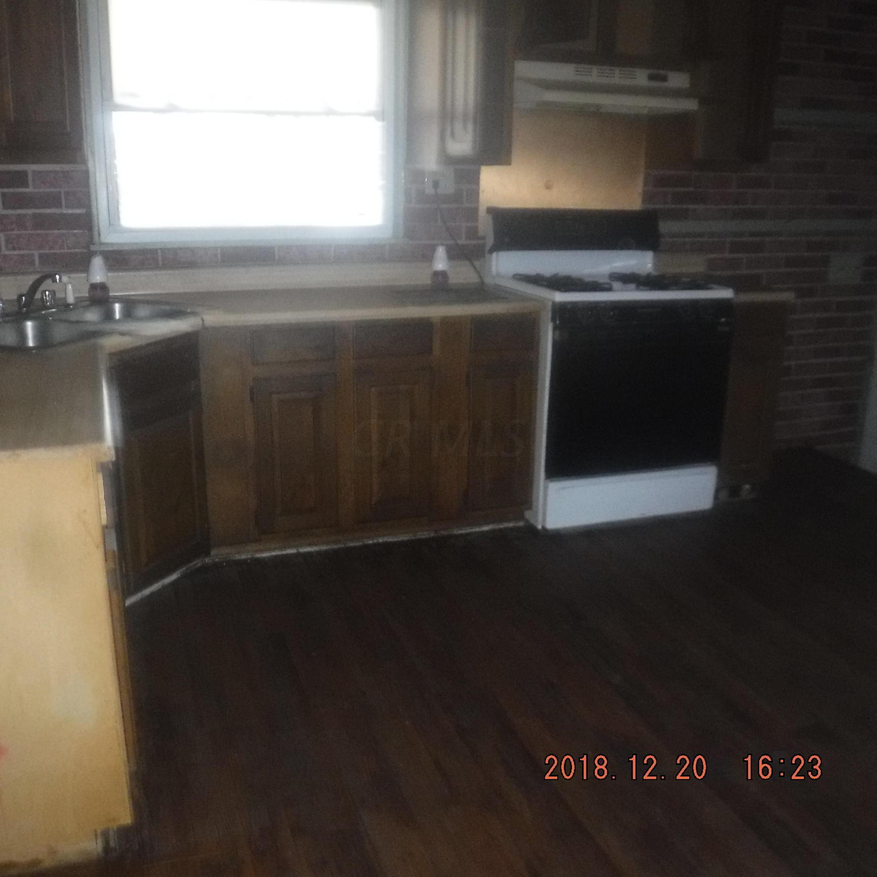 3774 Lynward Road Columbus, OH 43228 - Photo 6 of 12