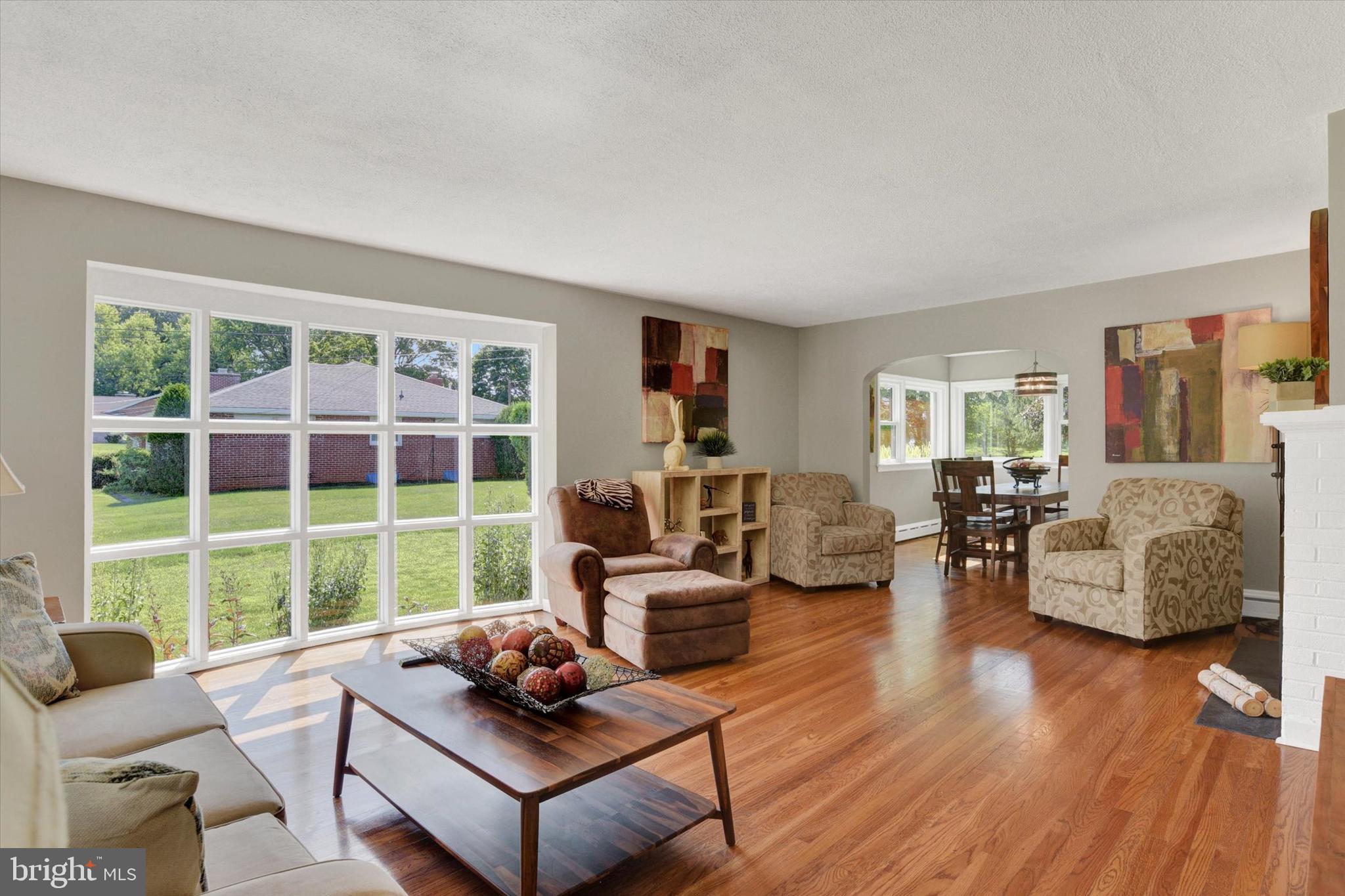 4105 Valley View Road Harrisburg, PA 17112 - Photo 6 of 40 Gallery Image 6