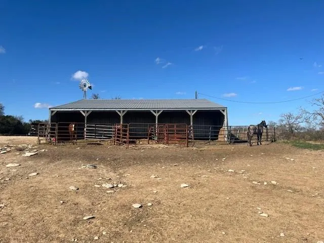 $1,100,000 | 1705 County Road 122, Hico, TX 76457