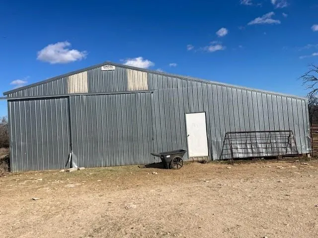 $1,100,000 | 1705 County Road 122, Hico, TX 76457