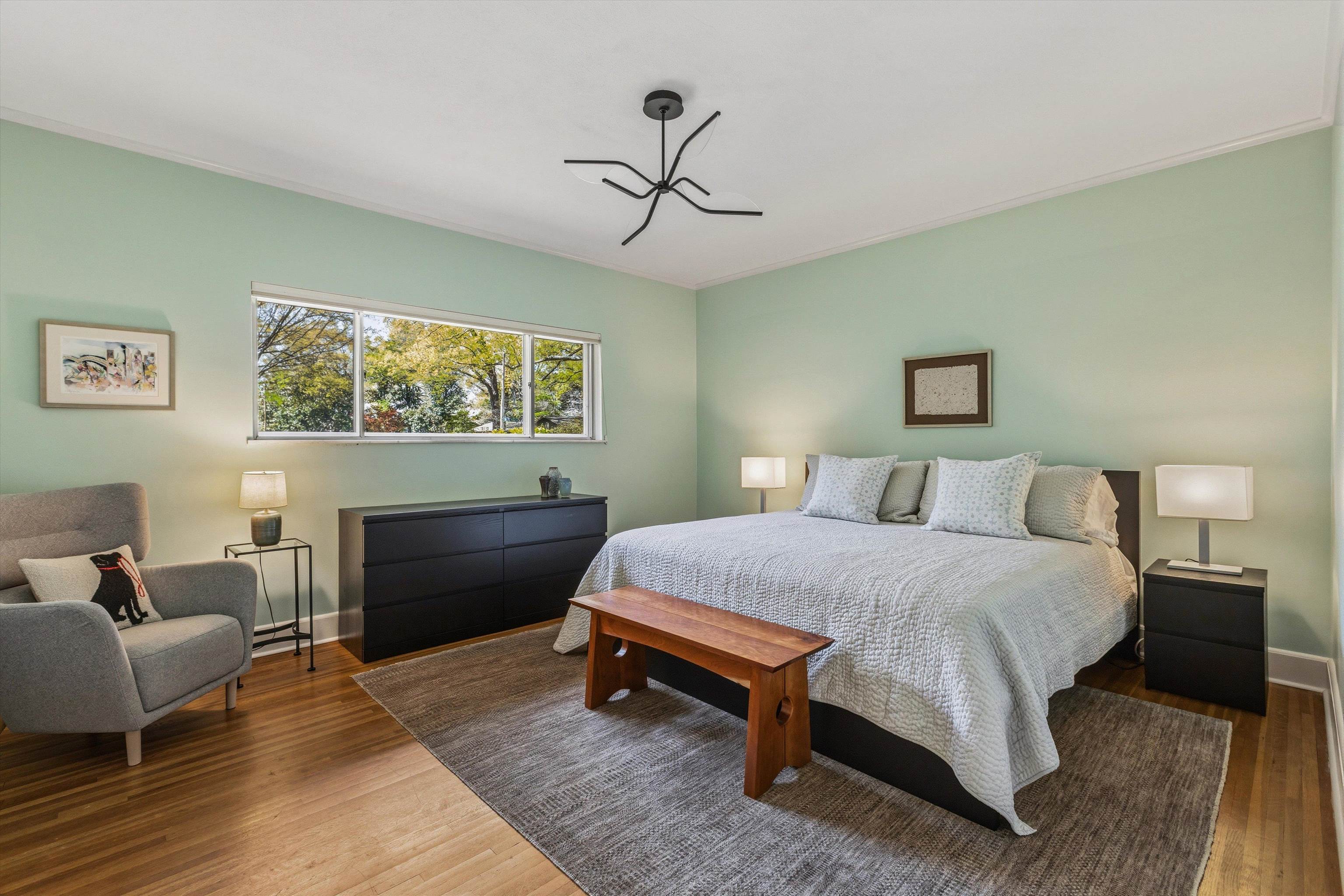 140 South Grove Park Road Memphis, TN 38117 - Photo 24 of 40 Bedroom featuring hardwood flooring