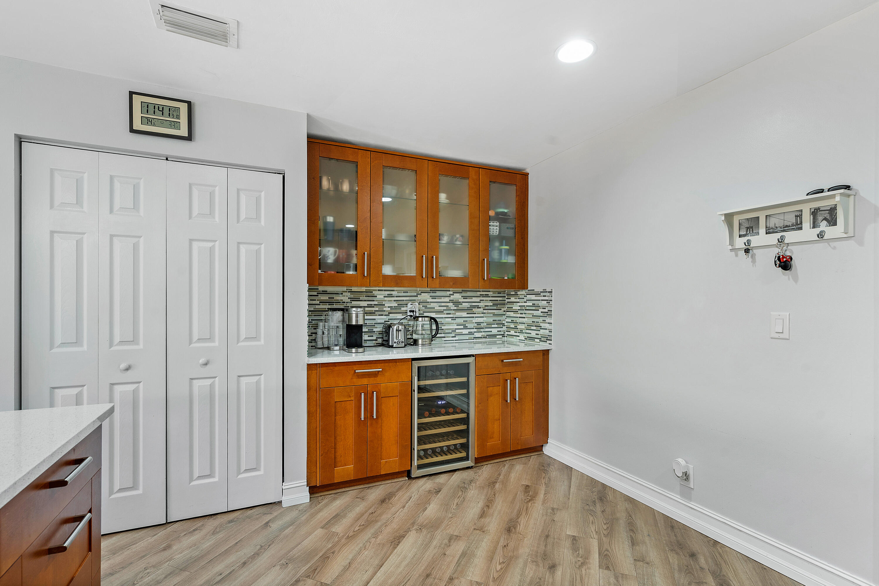 6583 Spring Garden Run Lake Worth, FL 33463 - Photo 13 of 29 015-6583SpringGardenRun-LakeWorth-FL-334