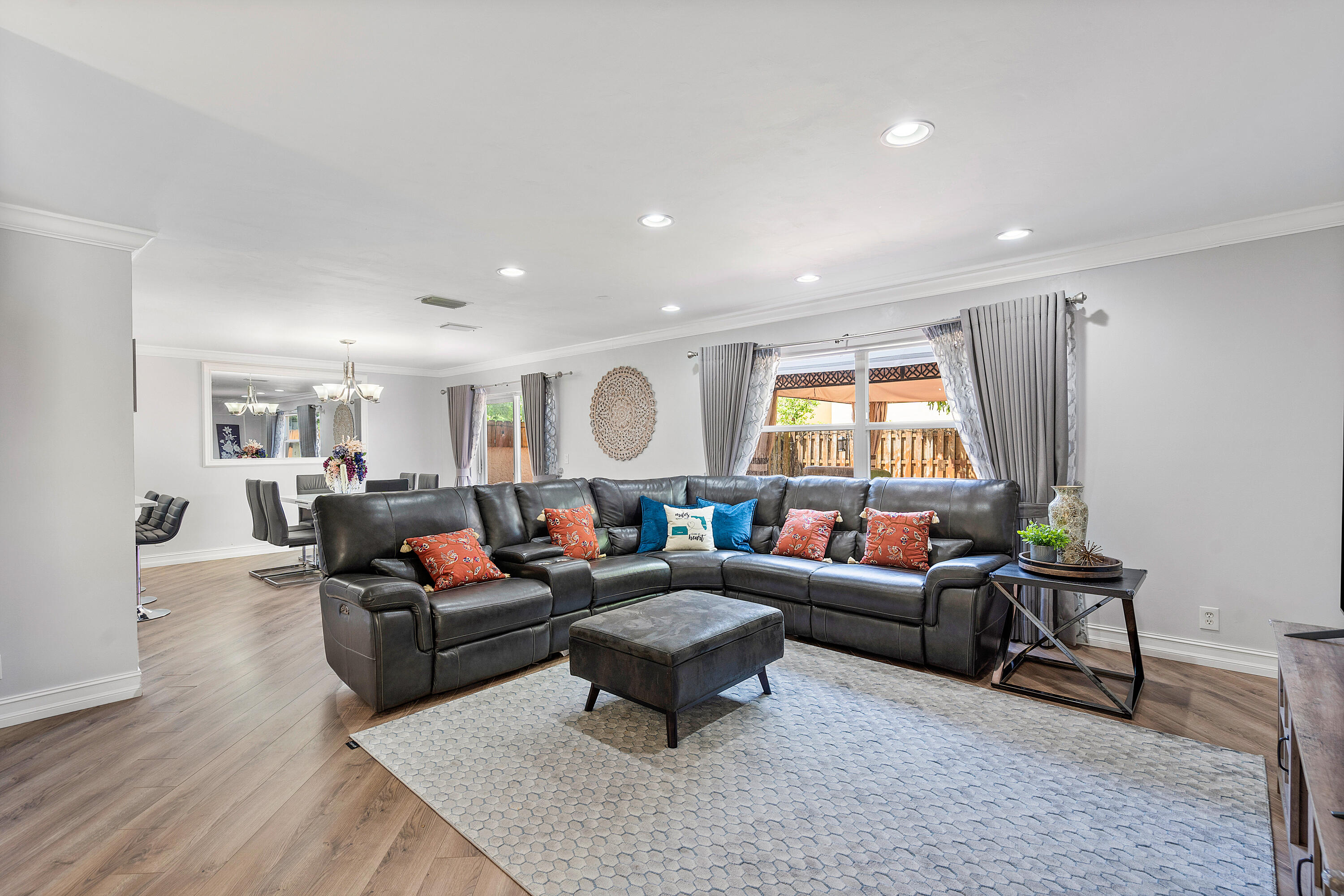 6583 Spring Garden Run Lake Worth, FL 33463 - Photo 5 of 29 007-6583SpringGardenRun-LakeWorth-FL-334